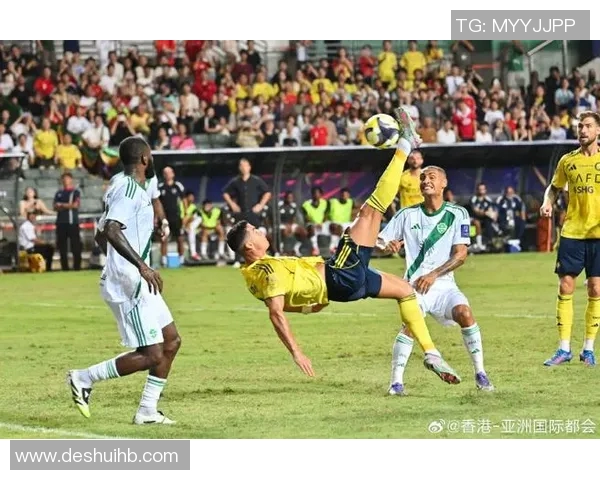 足球巨星随机挑战赛 全能对决掀起球场风暴 30天极限对抗赛