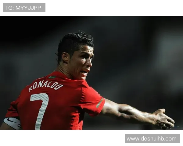 卡帕尼尼推出全新系列足球卡 C罗成为焦点球星引领收藏热潮 卡帕尼尼推出全新系列足球卡 C罗成为焦点球星引领收藏热潮