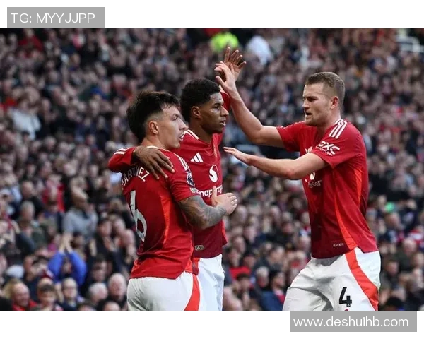 法兰克福足球俱乐部球星介绍与历史贡献分析 法兰克福足球俱乐部球星介绍与历史贡献分析